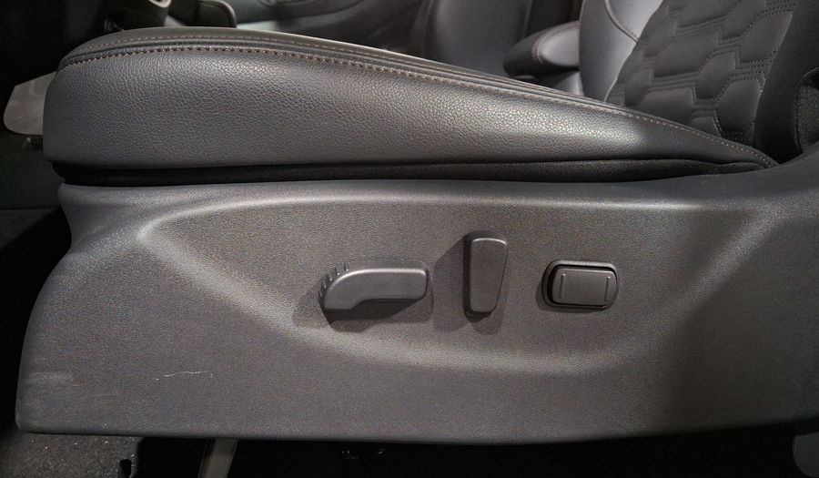 Nissan Frontier 2.5 PLATINUM LE DIESEL AUTO 4WD Pickup 2025