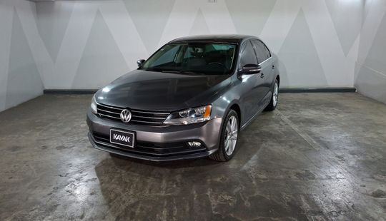 Volkswagen • Jetta