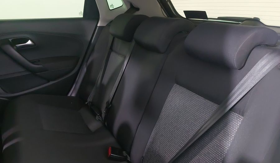 Volkswagen Polo 1.6 STD. Hatchback 2018