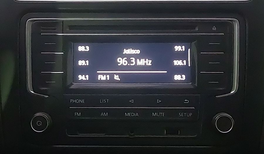 Volkswagen Polo 1.6 STD. Hatchback 2018