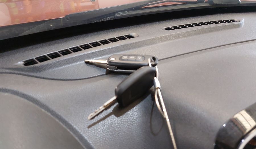 Renault Kwid 1.0 INTENSE Hatchback 2022