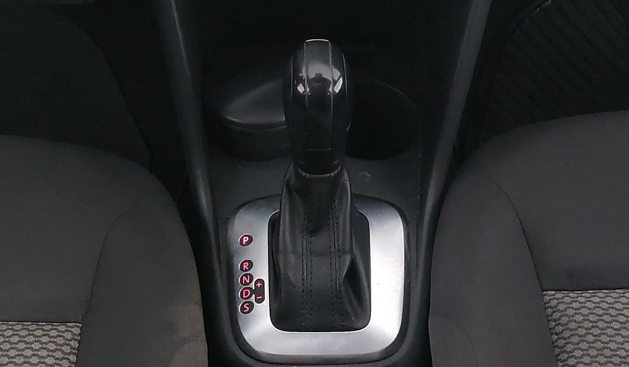 Volkswagen Vento 1.6 STARTLINE TIPTRONIC Sedan 2016