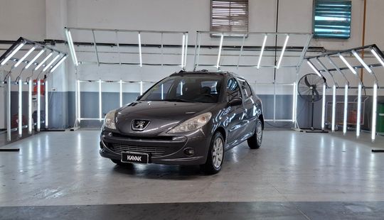 Peugeot • 207