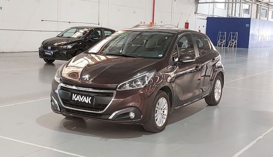 Peugeot • 208