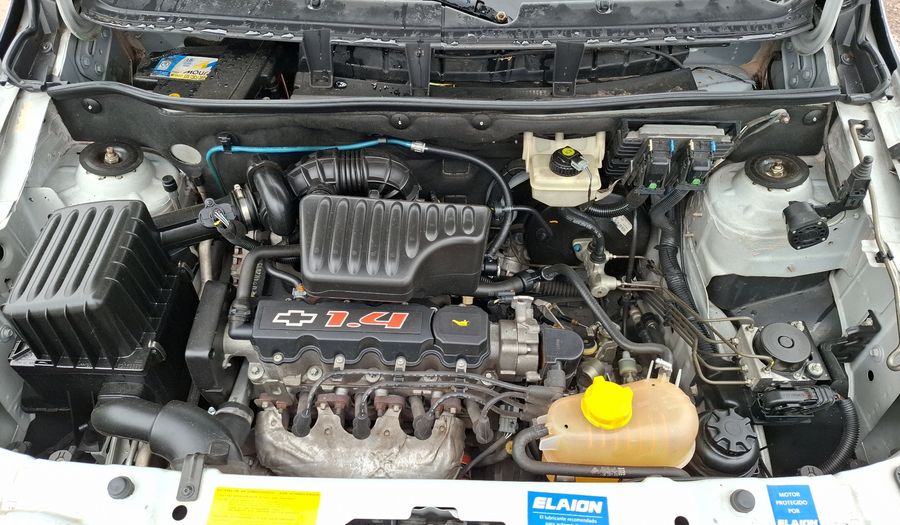 Chevrolet Agile 1.4 LS Hatchback 2015