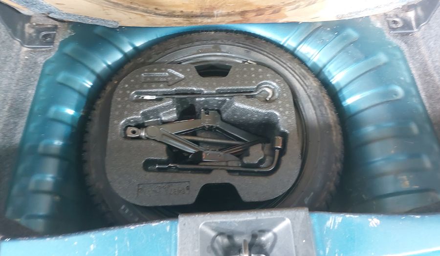 Nissan March 1.6 ADVANCE MT Hatchback 2016