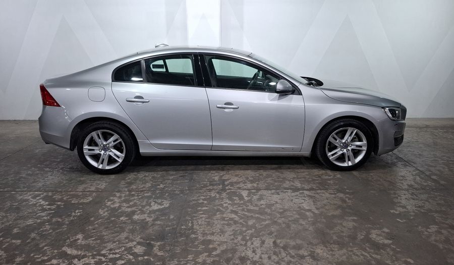 Volvo S60 2.0 ADDITION T4 AUTO Sedan 2017