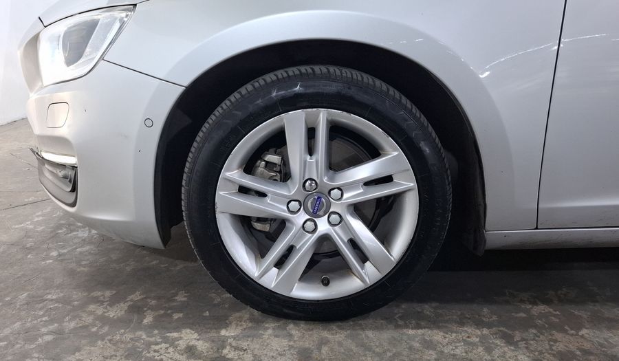 Volvo S60 2.0 ADDITION T4 AUTO Sedan 2017