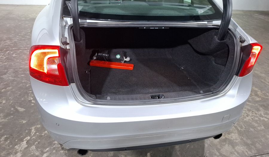 Volvo S60 2.0 ADDITION T4 AUTO Sedan 2017