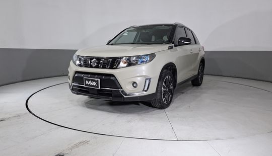 Suzuki • Vitara