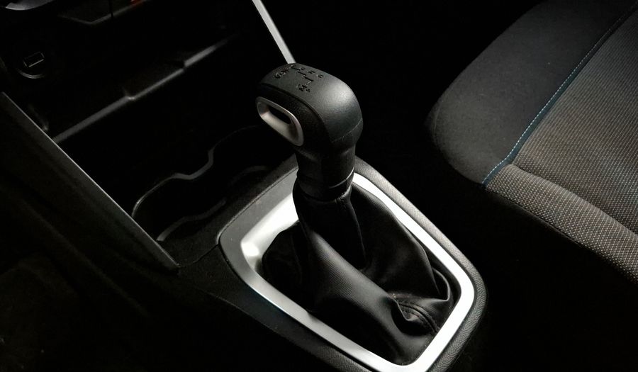 Citroen C3 1.6 FEEL PACK AUTO Hatchback 2025