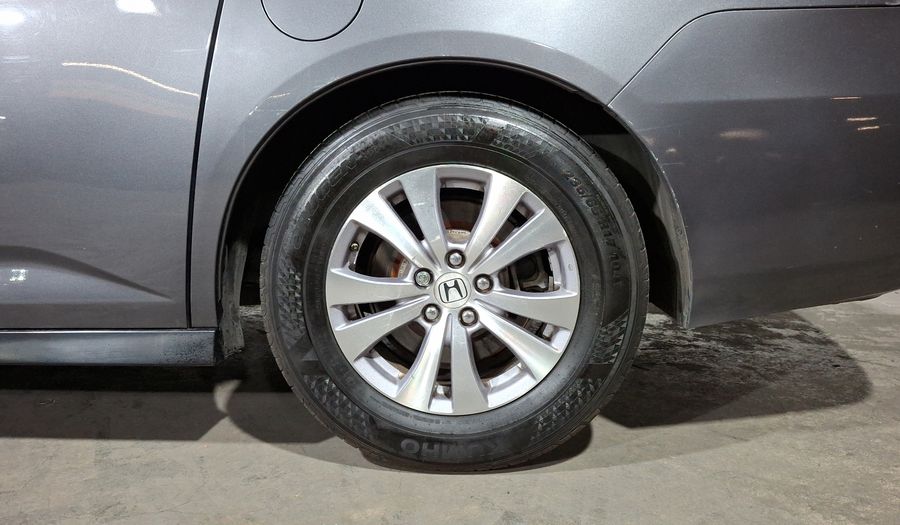 Honda Odyssey 3.5 LX AT Minivan 2014