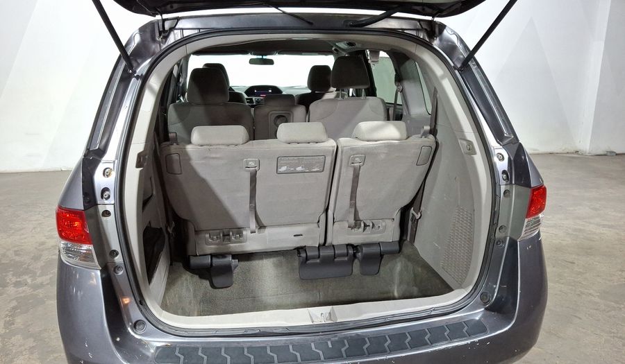 Honda Odyssey 3.5 LX AT Minivan 2014