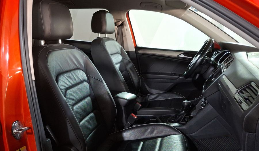 Volkswagen Tiguan 1.4 COMFORTLINE PIEL DCT Suv 2018