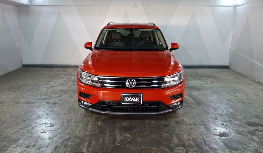 Volkswagen Tiguan 1.4 COMFORTLINE PIEL DCT Suv 2018
