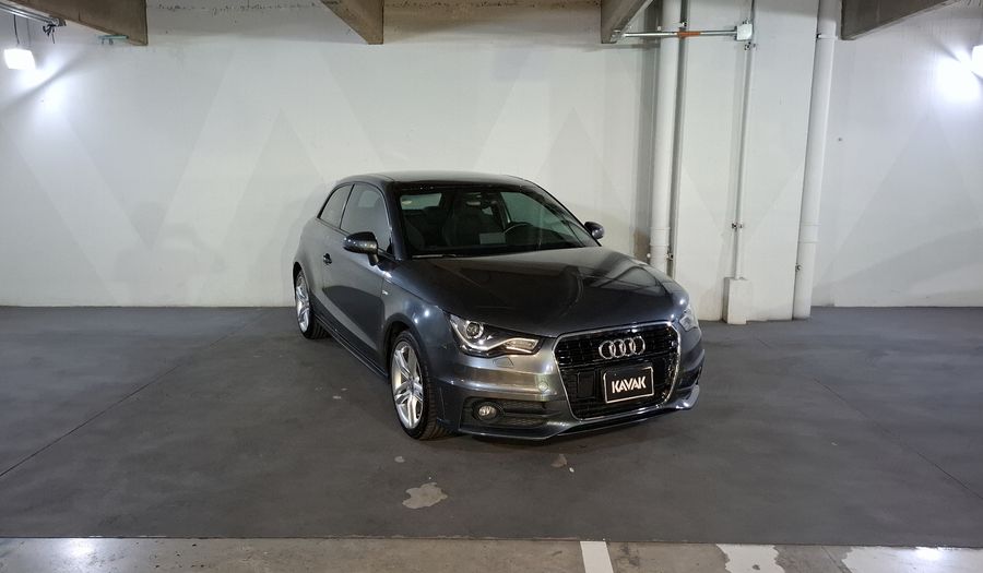 Audi A1 1.4 TFSI S LINE PLUS TRONIC Hatchback 2013