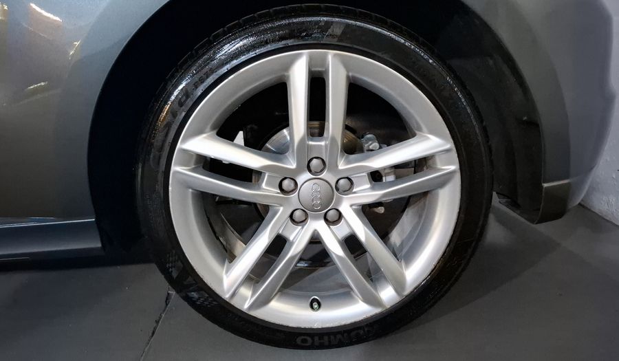 Audi A1 1.4 TFSI S LINE PLUS TRONIC Hatchback 2013