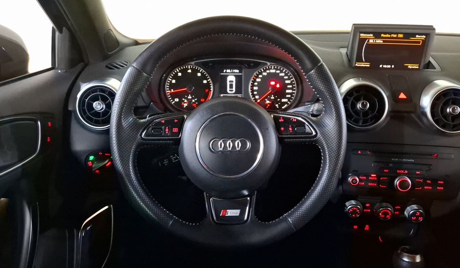 Audi A1 1.4 TFSI S LINE PLUS TRONIC Hatchback 2013