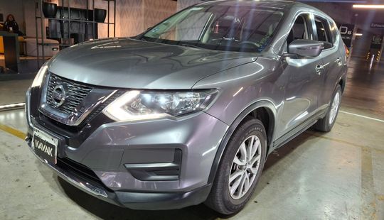 Nissan • X-Trail