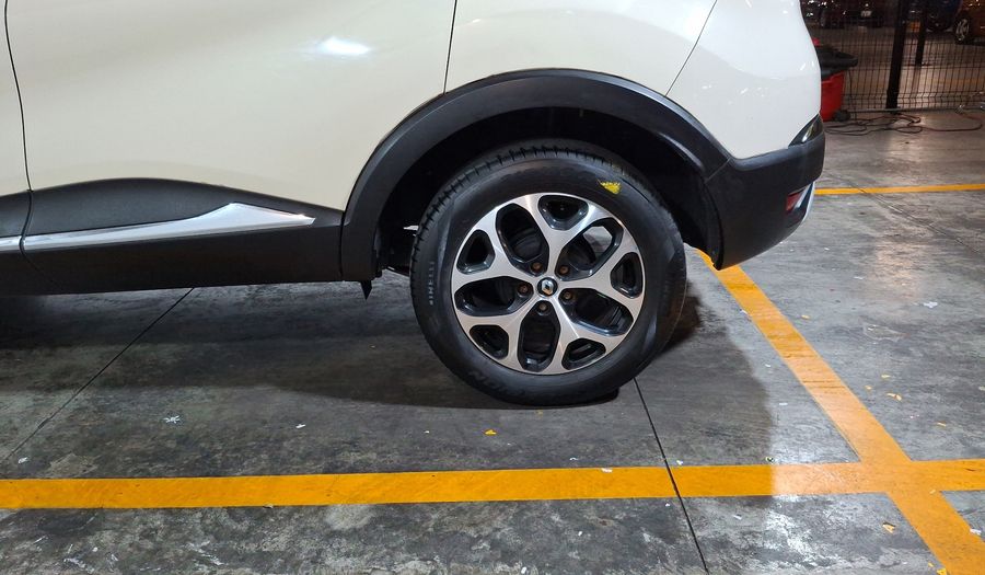 Renault Captur 2.0 ICONIC AUTO Hatchback 2018