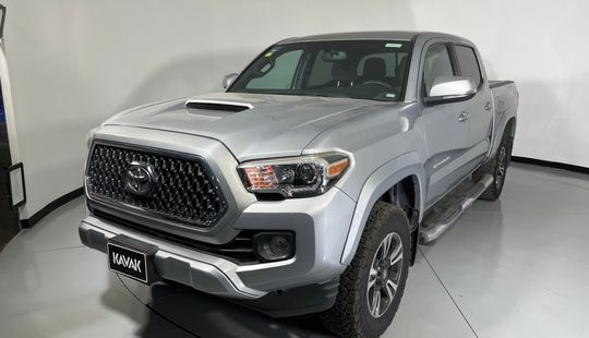 Toyota • Tacoma