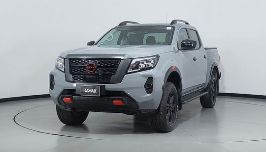 2023 • 33,857 km • Automático