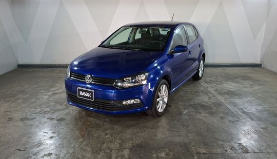 Volkswagen • Polo