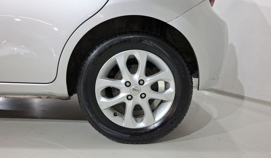 Nissan March 1.6 ADVANCE AT Hatchback 2016