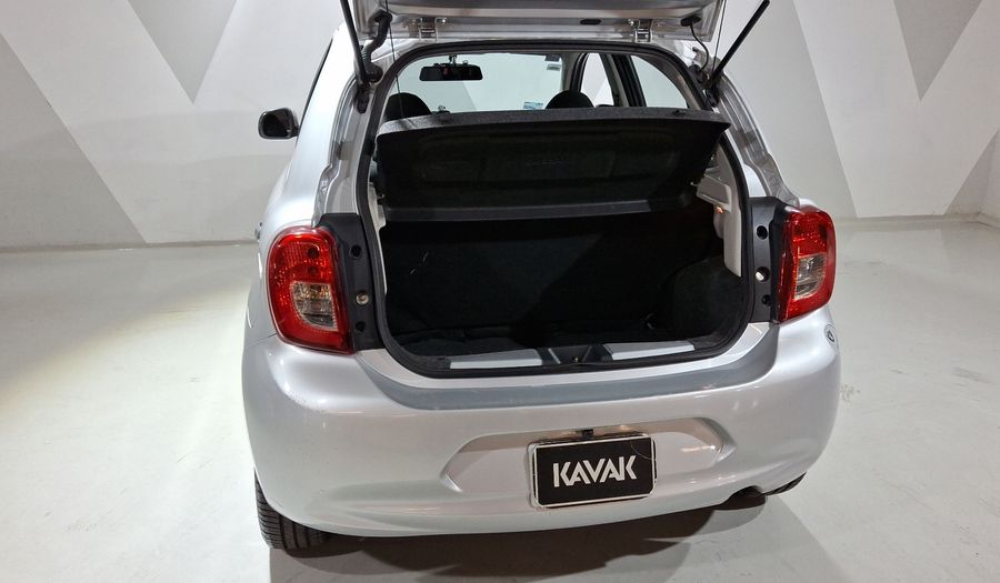 Nissan March 1.6 ADVANCE AT Hatchback 2016