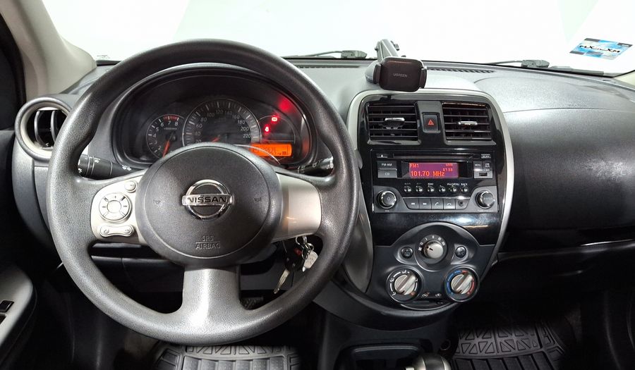 Nissan March 1.6 ADVANCE AT Hatchback 2016