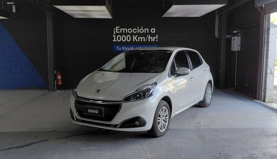 Peugeot • 208