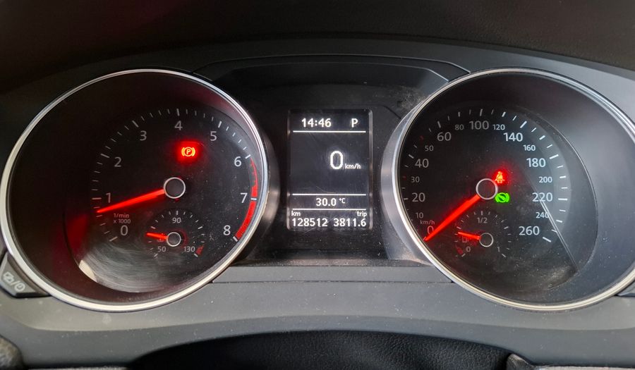 Volkswagen Vento 2.5 ADVANCE PLUS TIPTRONIC Sedan 2017