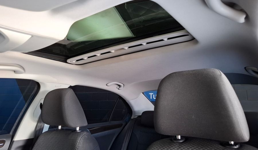 Volkswagen Vento 2.5 ADVANCE PLUS TIPTRONIC Sedan 2017