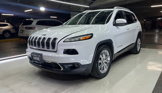 Jeep • Cherokee