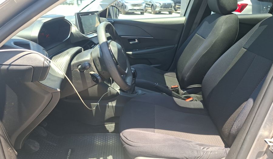 Peugeot 208 1.2 PURETECH 75 HP STYLE Hatchback 2023