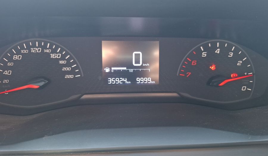 Peugeot 208 1.2 PURETECH 75 HP STYLE Hatchback 2023