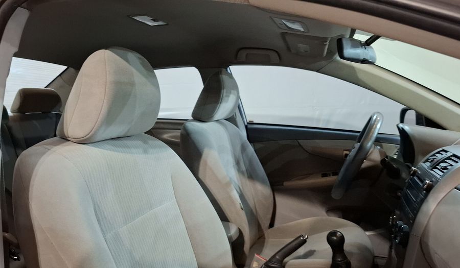 Toyota Corolla 1.8 LE MT Sedan 2010