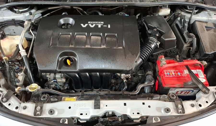 Toyota Corolla 1.8 LE MT Sedan 2010