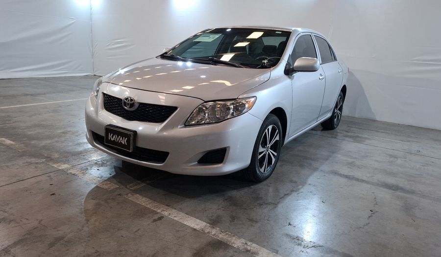 Toyota Corolla 1.8 LE MT Sedan 2010