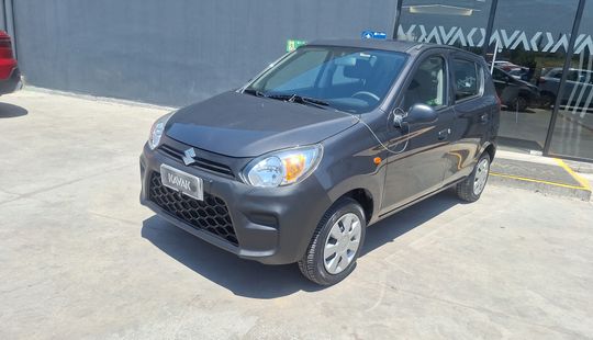 Suzuki • Alto