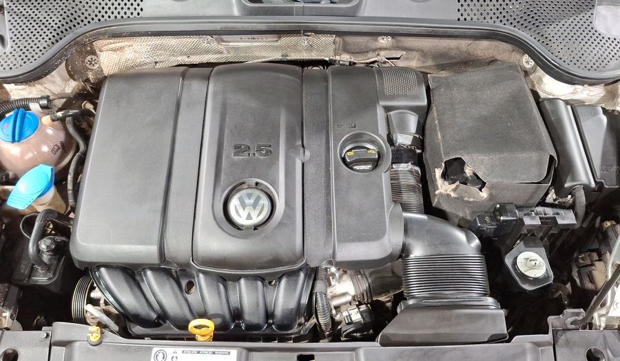 Volkswagen Beetle 2.5 SPORTLINE TIPTRONIC Hatchback 2016