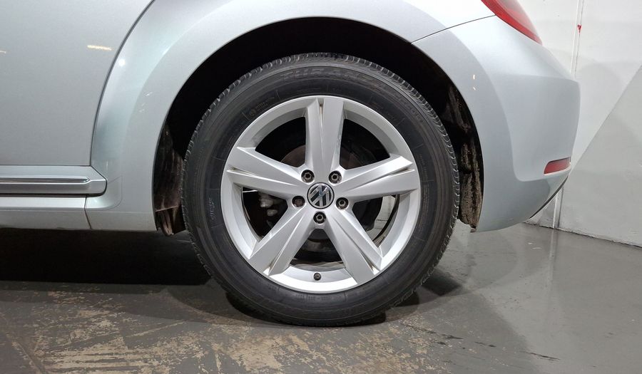 Volkswagen Beetle 2.5 SPORTLINE TIPTRONIC Hatchback 2016