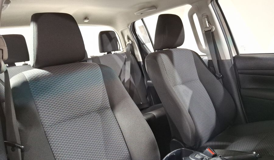 Toyota Hilux 2.7 SR DOBLE CABINA Pickup 2022