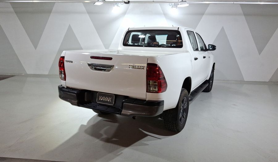 Toyota Hilux 2.7 SR DOBLE CABINA Pickup 2022