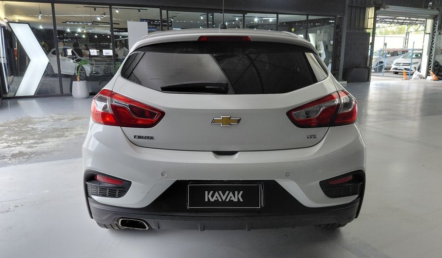 Chevrolet Cruze Ii 1.4 LTZ AT Hatchback 2017