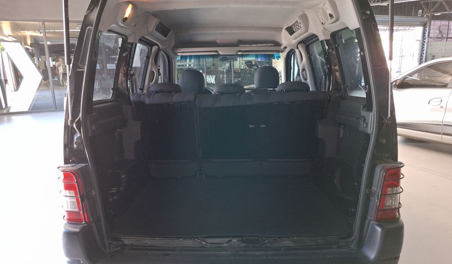 Peugeot Partner 1.6 HDI PATAGONICA VTC PLUS Minivan 2017