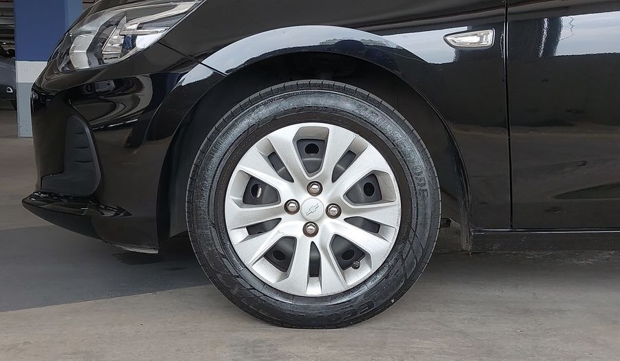 Chevrolet Onix LT Hatchback 2020