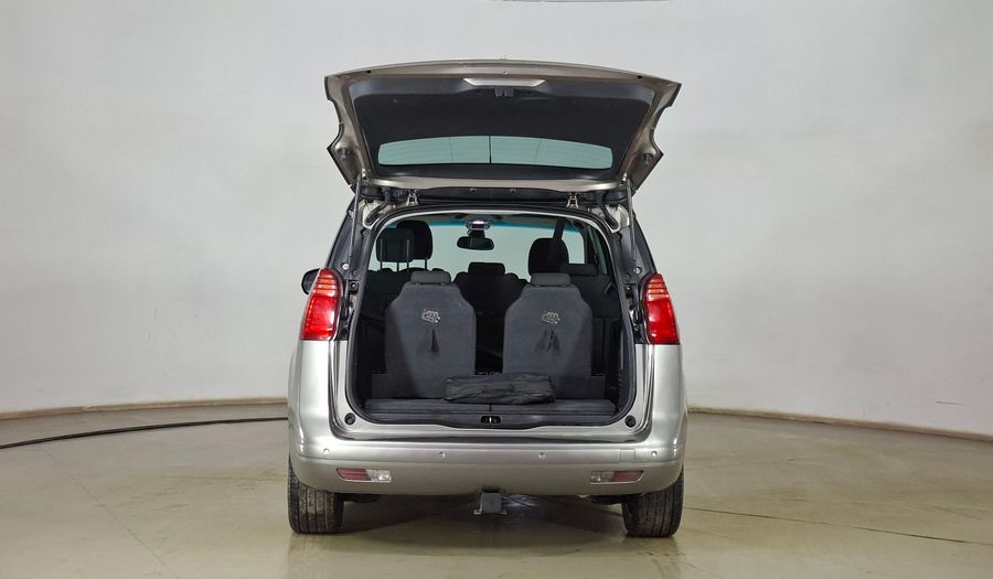 Peugeot 5008 1.6 E-HDI 115HP AUTO ALLURE Minivan 2017