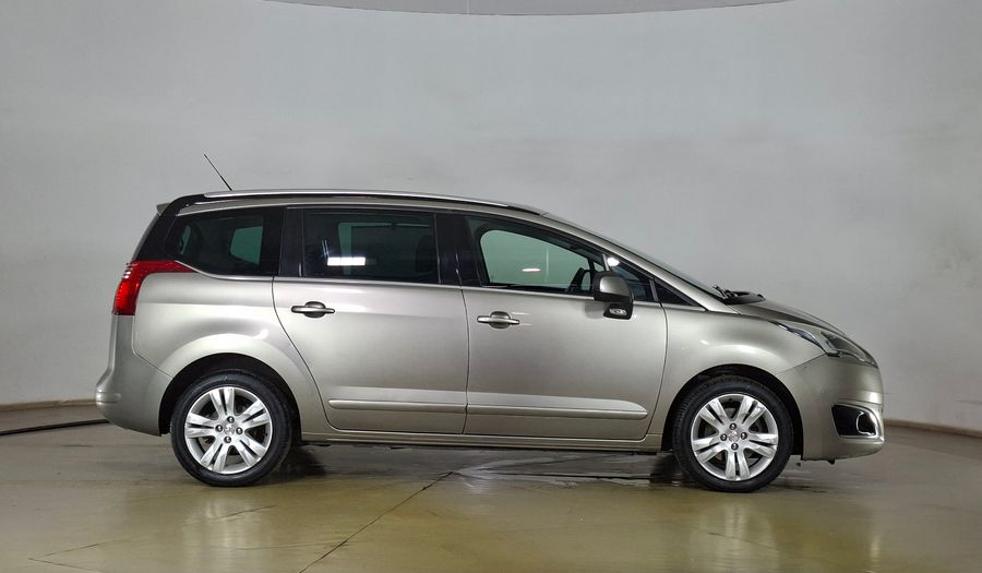 Peugeot 5008 1.6 E-HDI 115HP AUTO ALLURE Minivan 2017