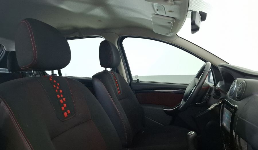 Renault Stepway 1.6 DYNAMIQUE MEDIA NAV MT Hatchback 2015